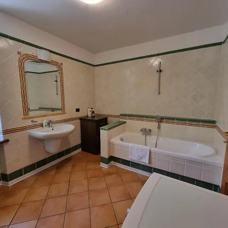 Tatil Evi La Casa Al Santuario 1 *